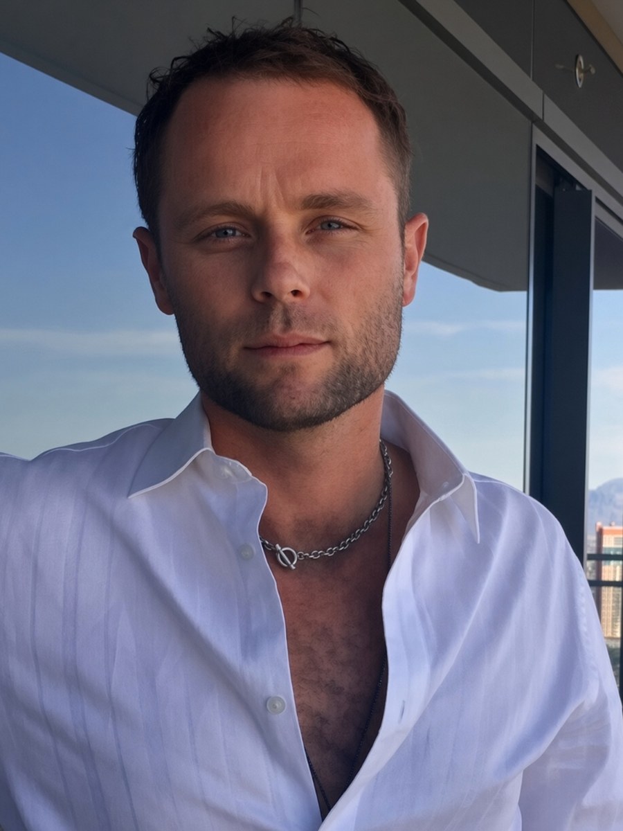 Portrait of Colin Rhys